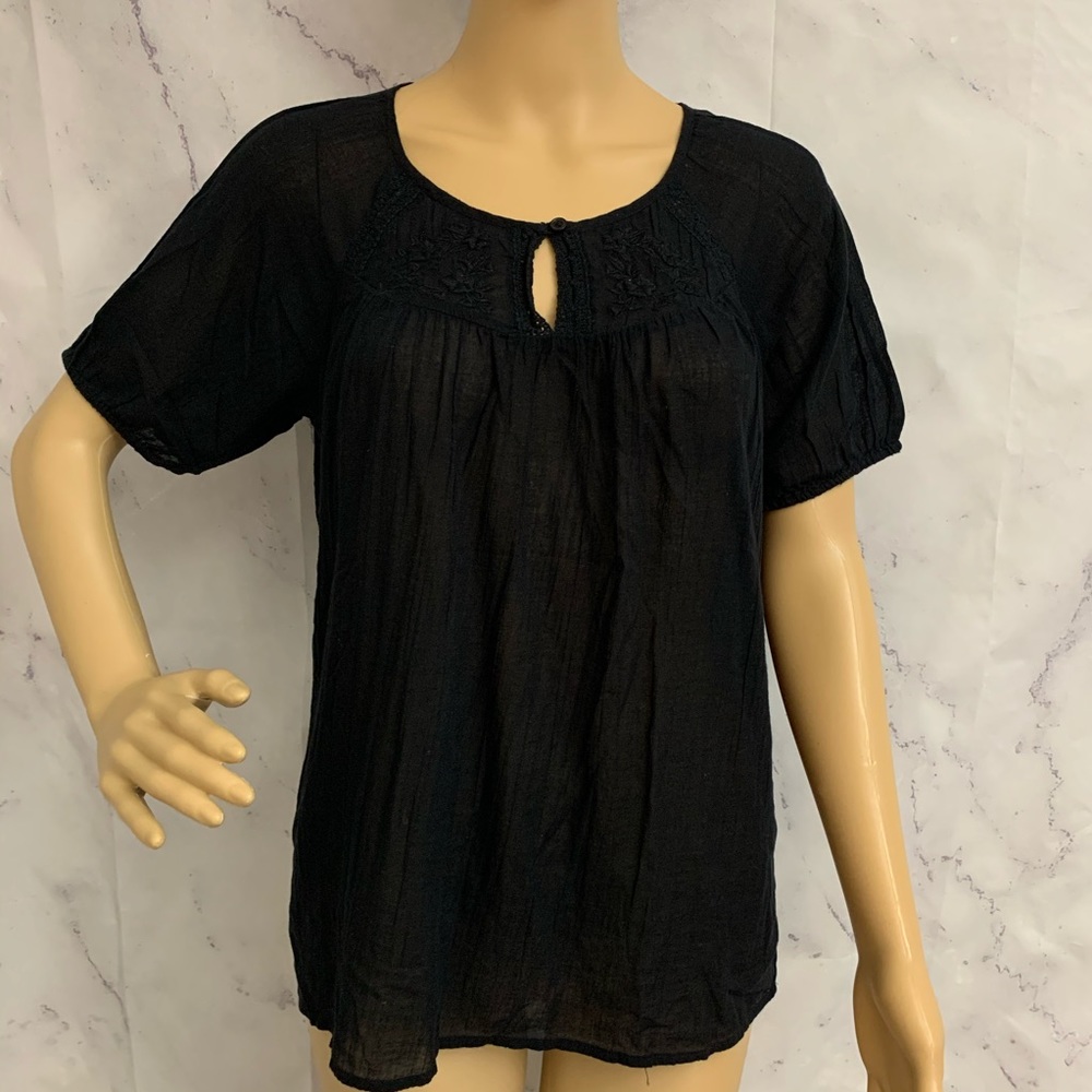 Old Navy Women’s Black Blouse Size Small